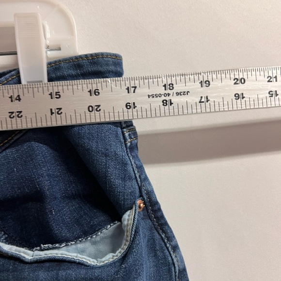 Levi's Jeans Womens 16M Blue Bootcut‎ mid Rise Medium Wash Stretch Denim - Picture 2 of 9